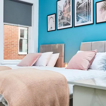 Number One - The Exquisite Abode In Central Leeds Apartment *